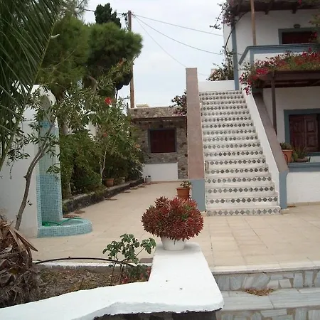 Kafouros Hotel 2*