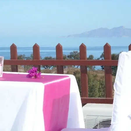 Kafouros Hotel 2*