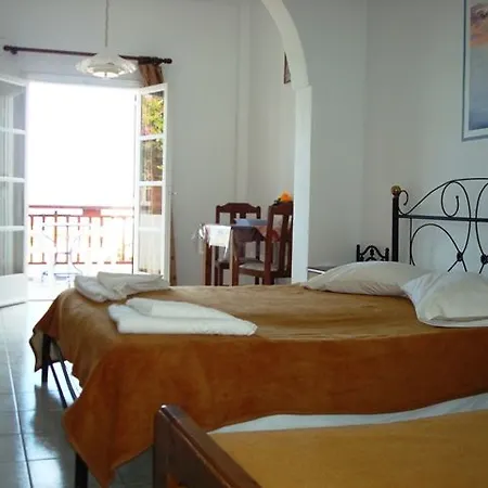 호텔 Kafouros Kamári