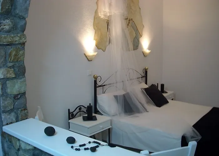 Kafouros Hotel Kamari (Santorini)